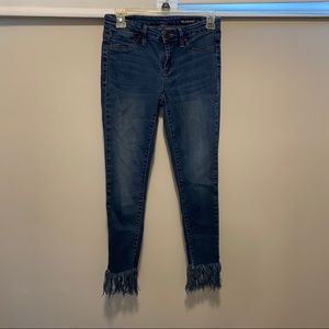Blank NYC Medium Wash Fringe Hem Jeans Size 26